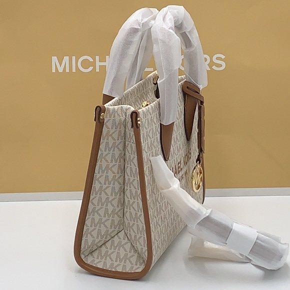 🔥Offer of the day! Michael Kors Mirella Small Crossbody Tote Bag VANILLA SIGNT - Picture 5 of 15